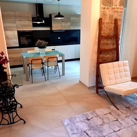 B&B La Dolce Vite Medea Buitenkant foto